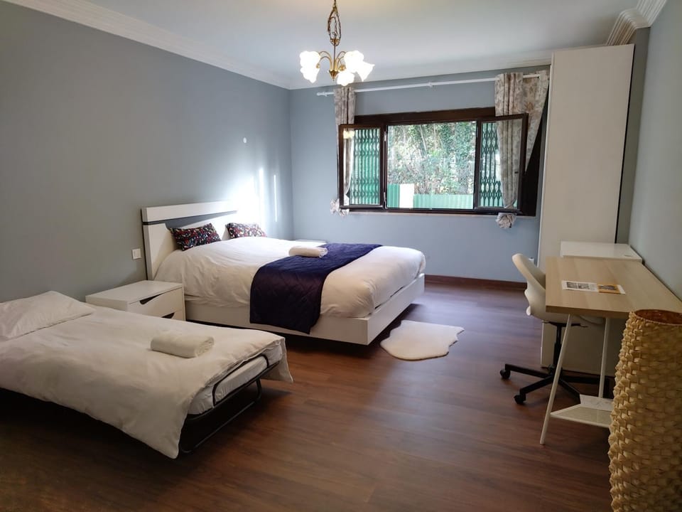 Bedroom, wardrobe