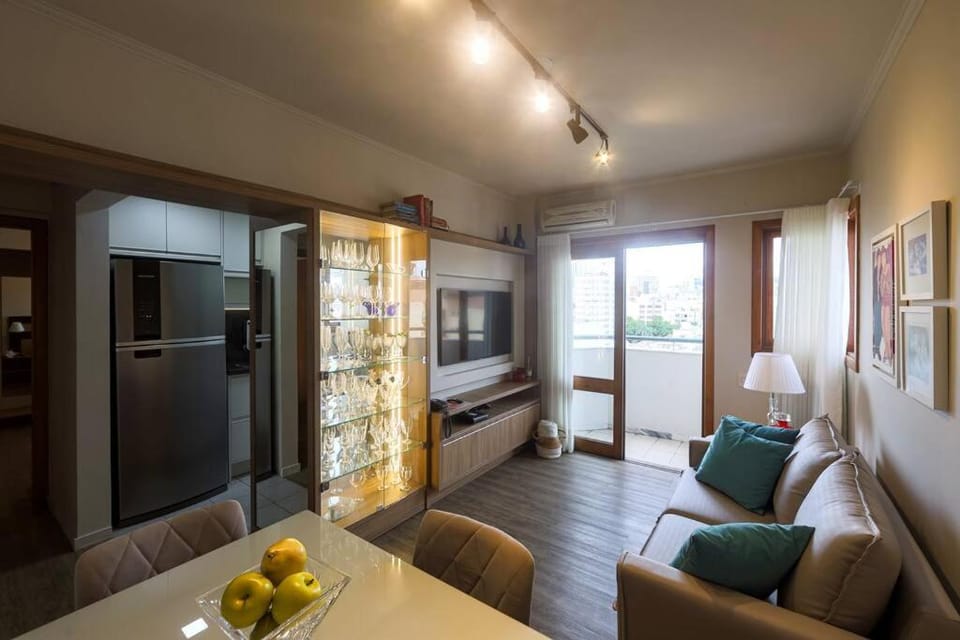 TV and multimedia, Kitchen or kitchenette, Living room, Seating area, minibar