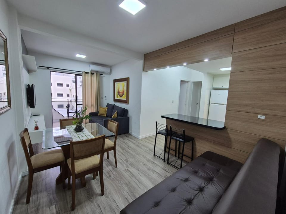 Apartamento TOP 2 quartos e 2 vagas garagem Apartment in Camboriú