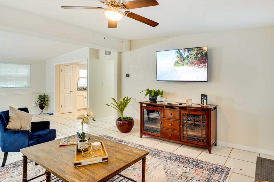 Lakeland House w/ Private Pool Near Orlando Health House in Lakeland
