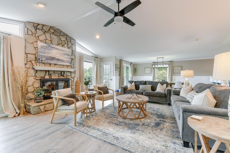 Lakefront Sherrills Ford Haven w/ Boat Dock! House in Lake Norman