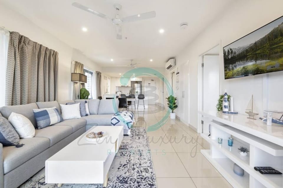 ZEN OCEAN BLISS - Cozy 2-BR/2-BA Sea View Retreat Apartment in Darwin