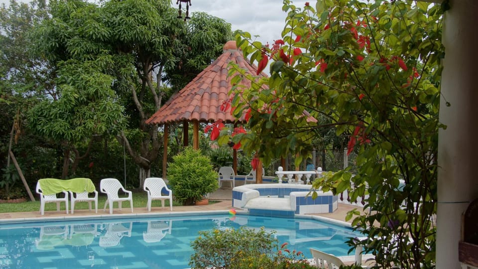 Swimming pool, Swimming pool
