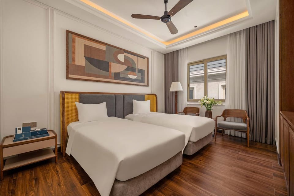 Regal House Hoang Van Hotel in Laos