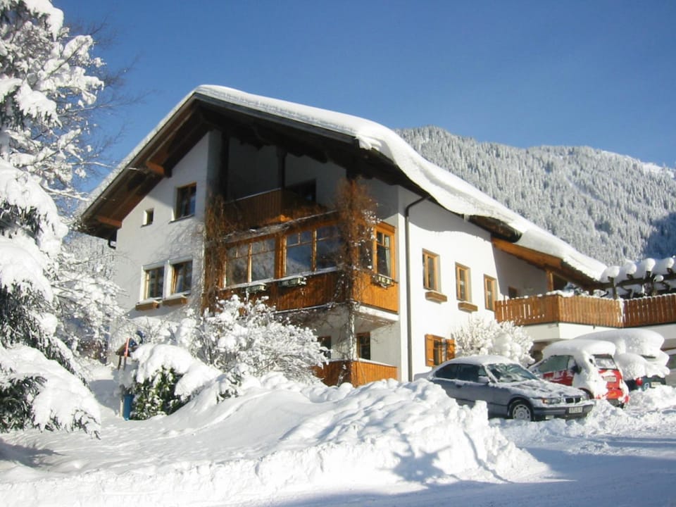 Property building, Winter
