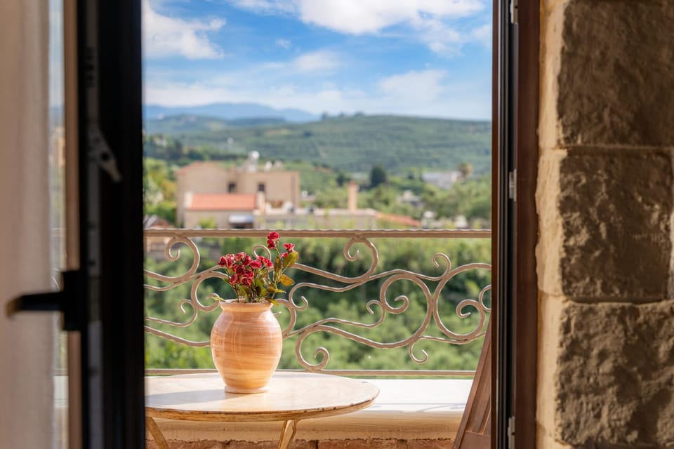 Day, Natural landscape, View (from property/room), Balcony/Terrace, Mountain view