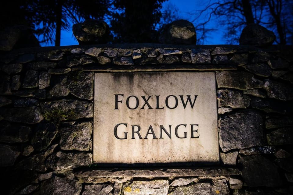 Foxlow Grange by Muse Escapes - Whole House 15 Bed Hotel in High Peak District
