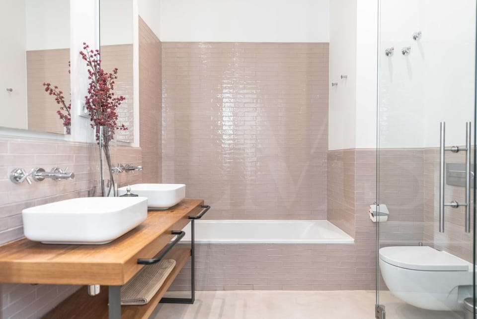 Bathroom, Bath