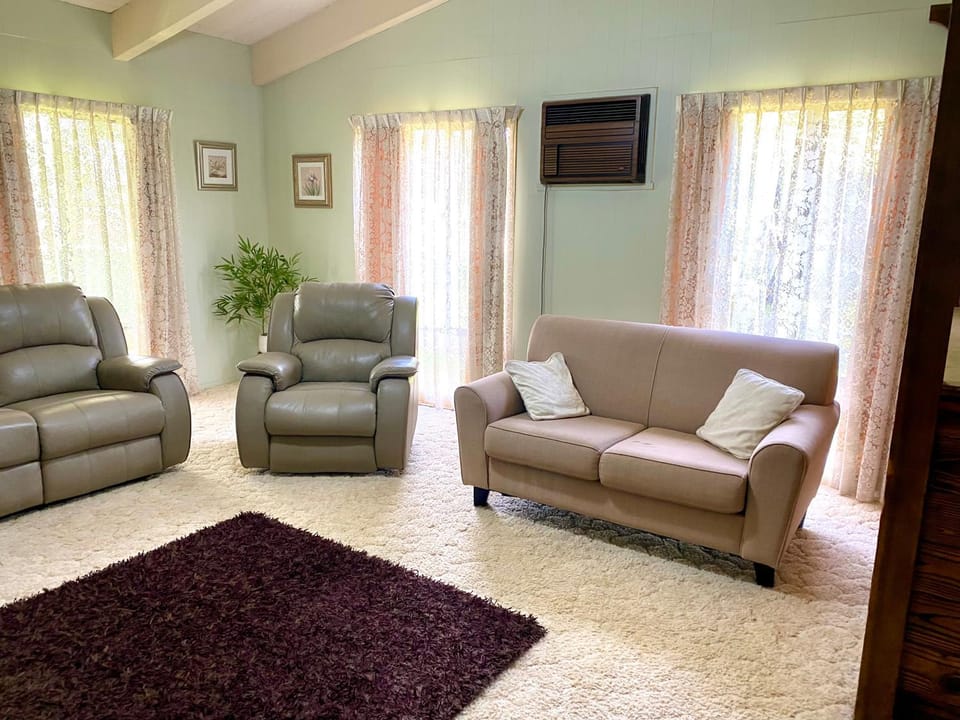 Luxe Ranch House in Swan Hill