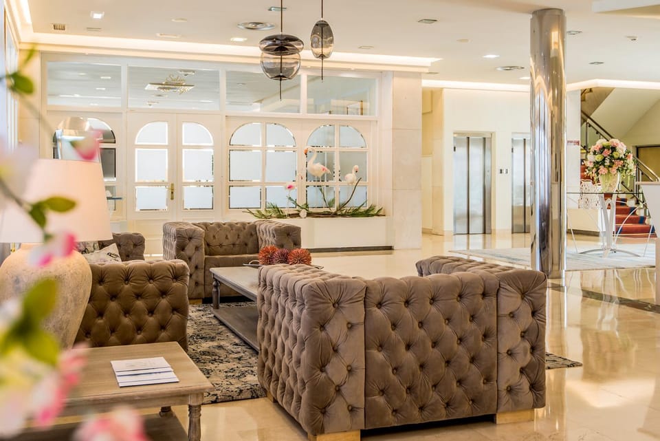 Staff, Living room, Lobby or reception, Decorative detail