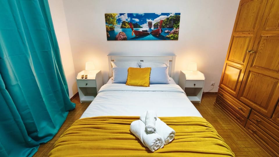 Bed, Photo of the whole room, Bedroom, towels, wardrobe