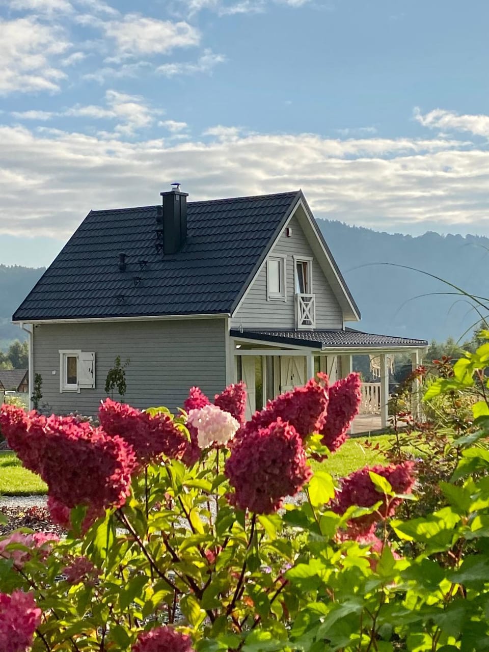 Property building, Garden, Autumn, Garden view