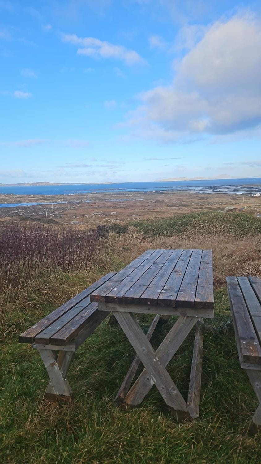 Drop Anchor House, Spacious 3 bedroom apartment, fabulous sea views Apartment in County Mayo