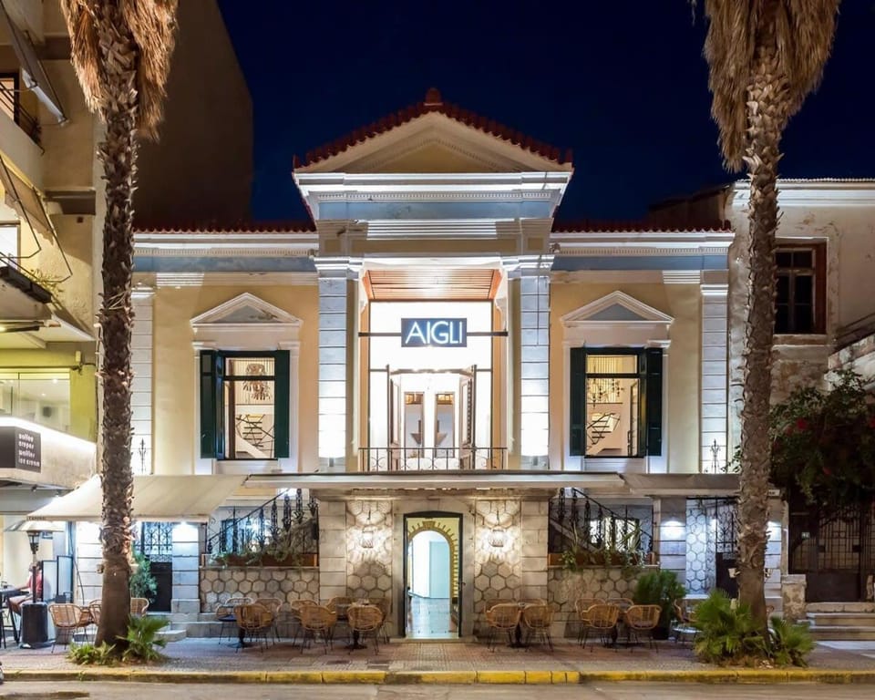 Property building, Facade/entrance, Night, City view, Location