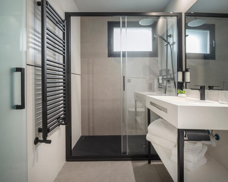 Shower, Bathroom