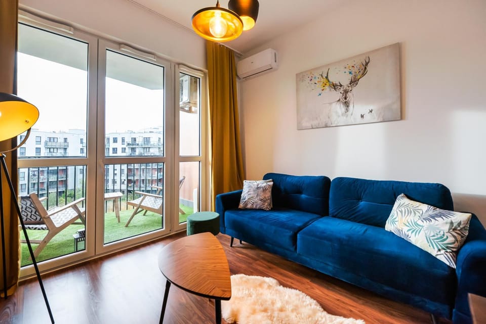 View (from property/room), Balcony/Terrace, Living room, Seating area