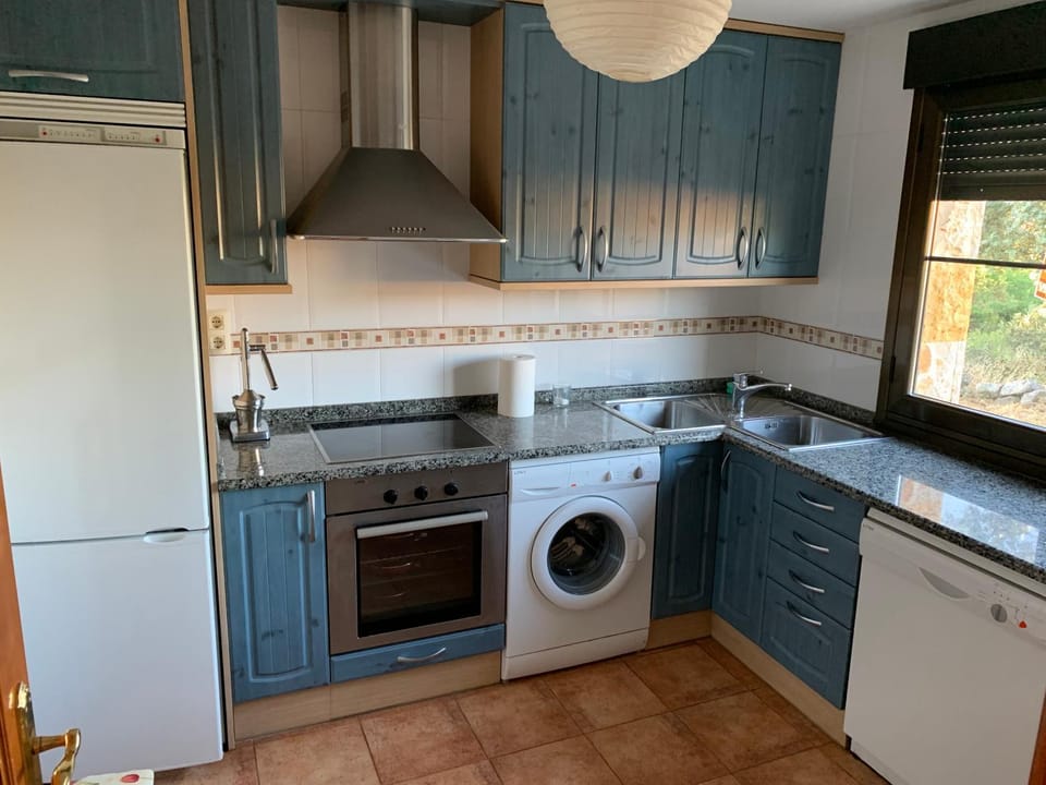 dishwasher, oven, stove, washing machine