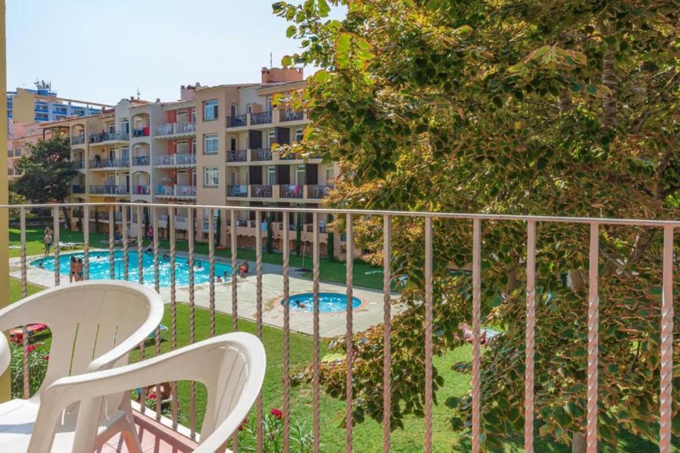 Spring, View (from property/room), Garden view, Pool view