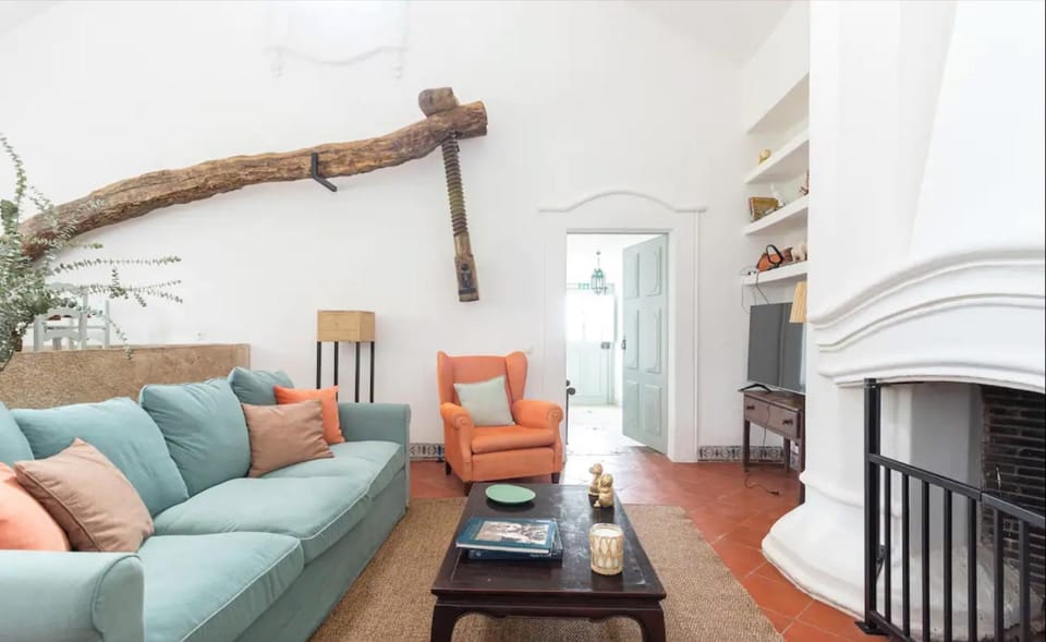 Living room, Seating area, flat iron