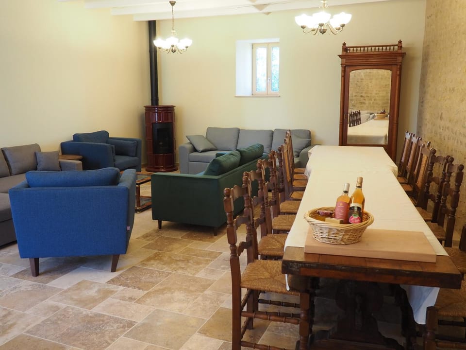 Living room, Seating area, Dining area