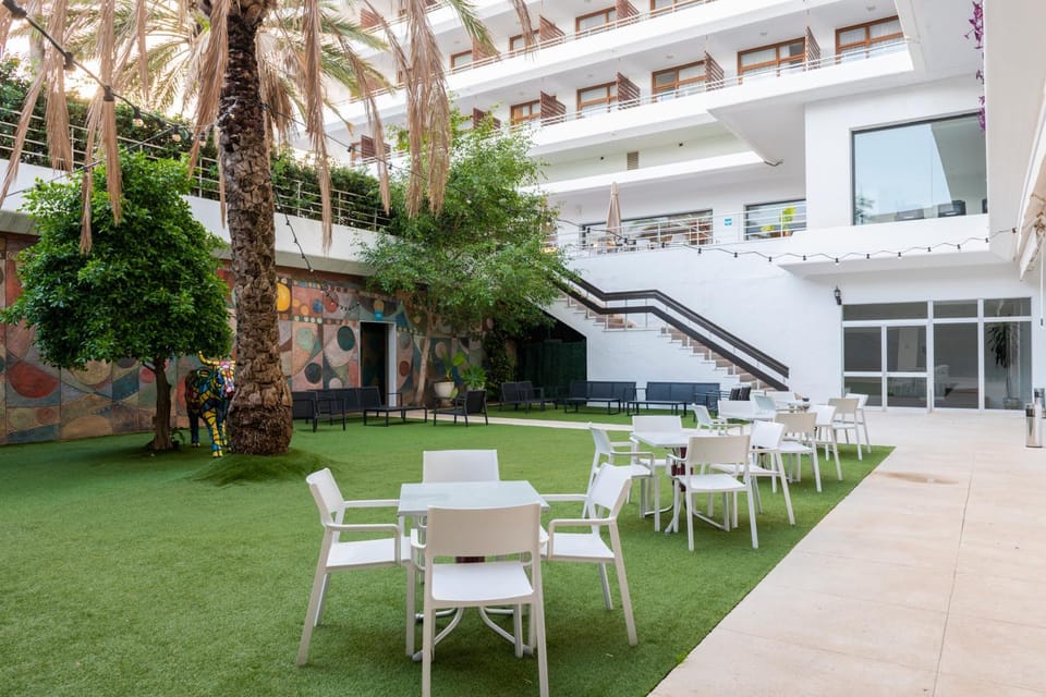 Garden, Balcony/Terrace