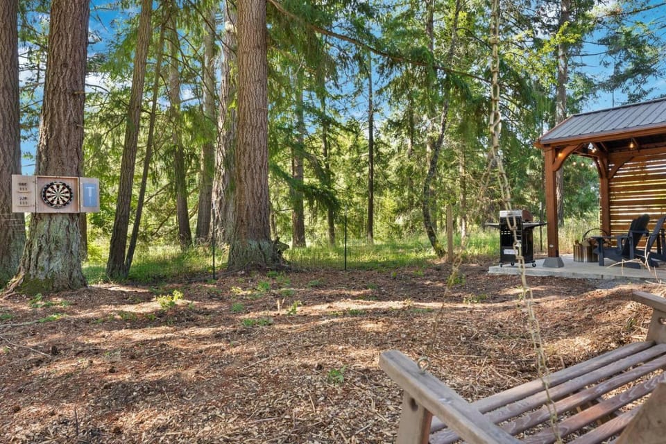 Eco Friendly Tiny Container Home Retreat House in Vancouver