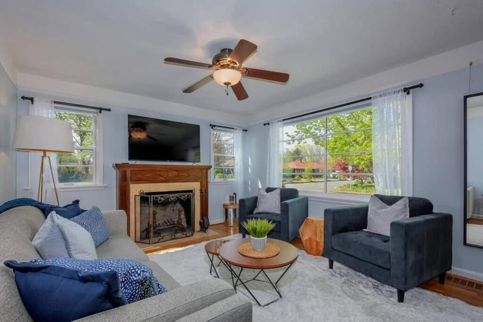 Style Meets Comfort in Beautiful Design House in Vancouver