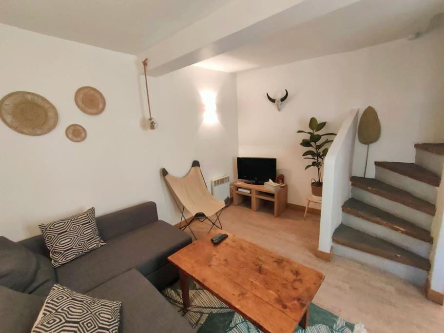 Maison de ville au coeur du centre historique, parking gratuit House in Apt