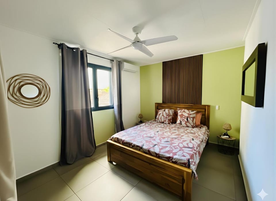 Bed, Bedroom, air conditioner