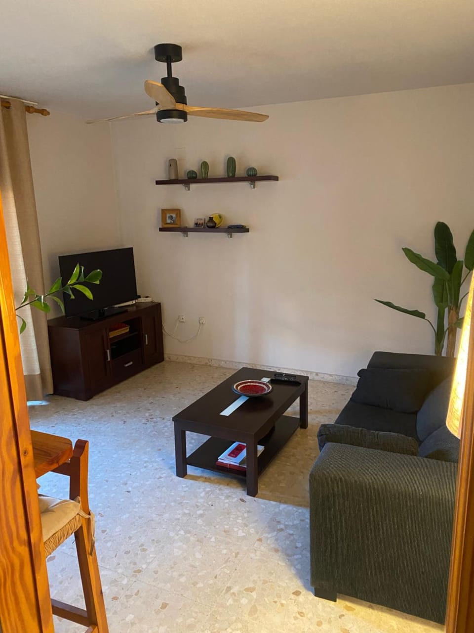 Apartamento en segunda línea de playa. Apartment in Rincón de la Victoria