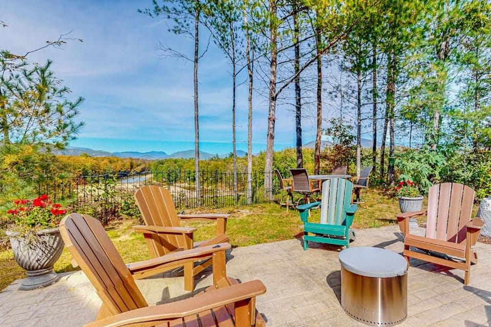 Saco River & White Mountain Views House in North Conway
