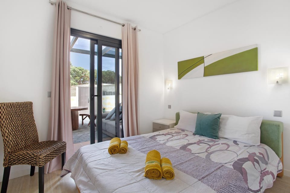 Property building, Living room, Bedroom