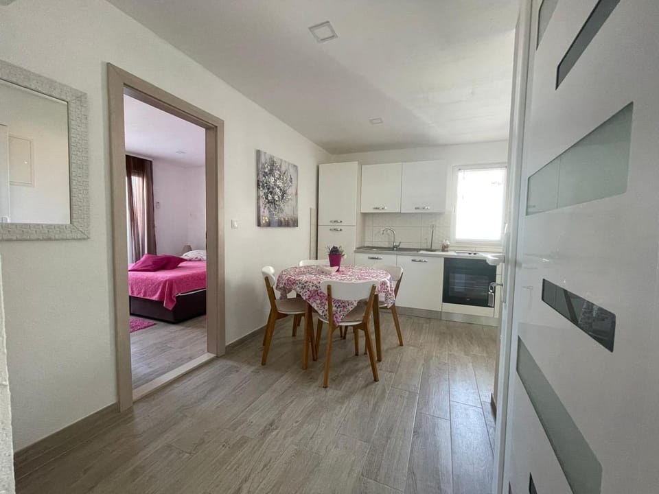 Apartman MIA Apartment in Tučepi
