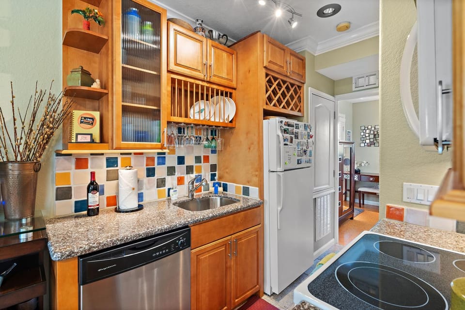 dishwasher, oven, stove, kitchen