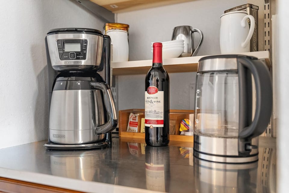 Coffee/tea facilities