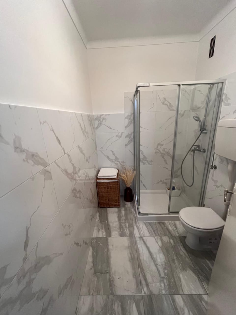 Studio calme à deux pas de la mer avec jardin et parking privé Apartment in Villefranche-sur-Mer