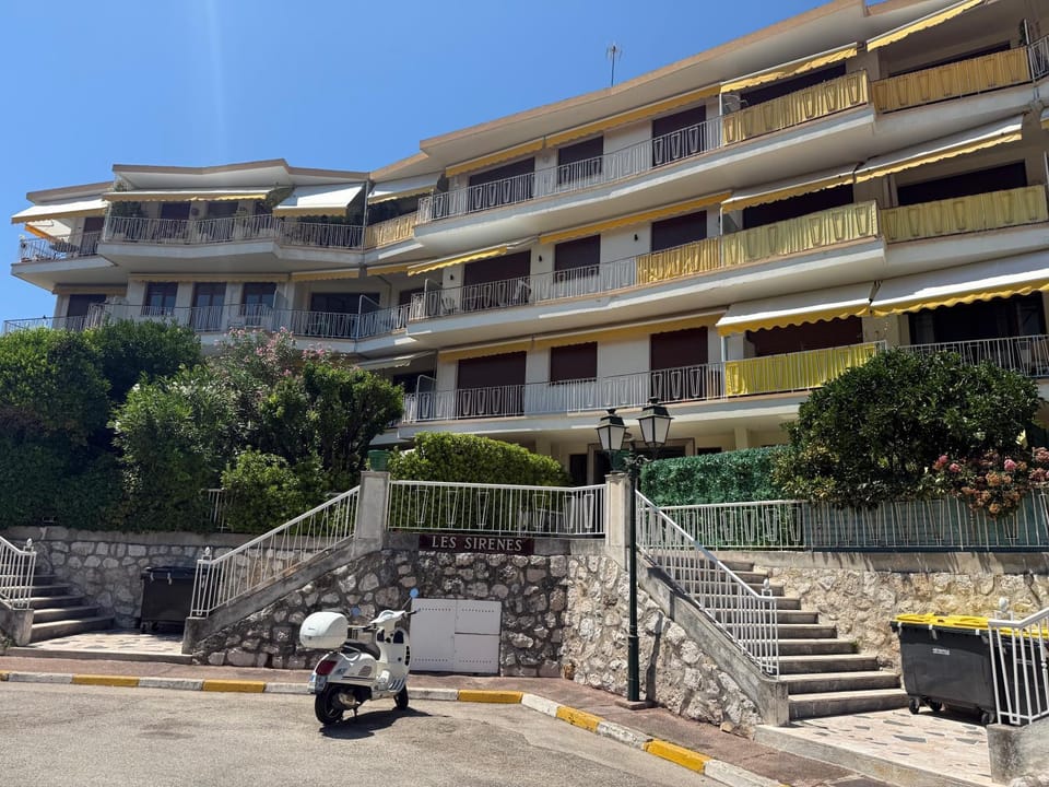 Studio calme à deux pas de la mer avec jardin et parking privé Apartment in Villefranche-sur-Mer