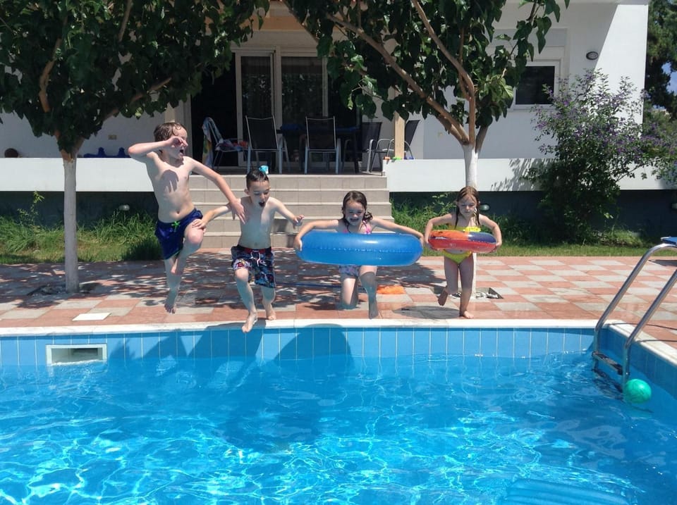Swimming pool