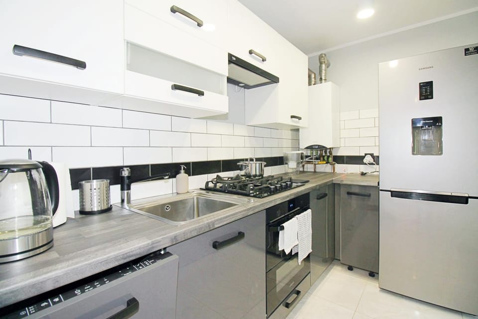 Kitchen or kitchenette, stove, kitchen