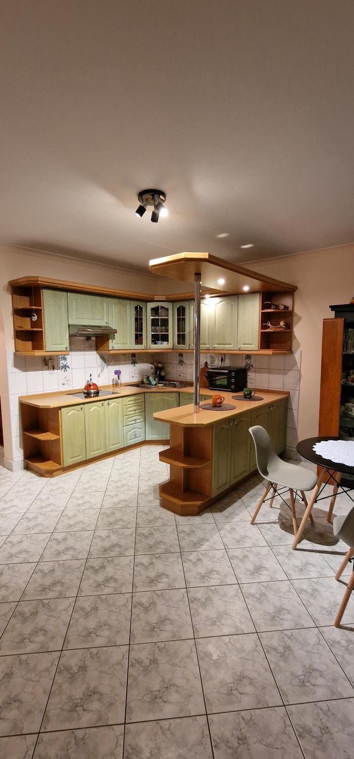 Kitchen or kitchenette, Dining area, stove