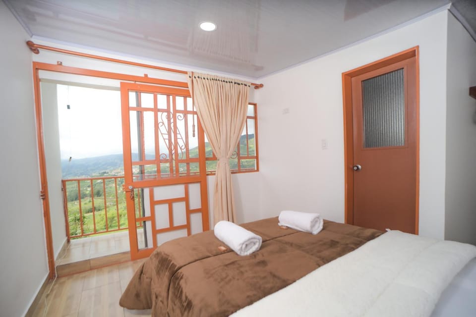 Bed, Bedroom, Mountain view