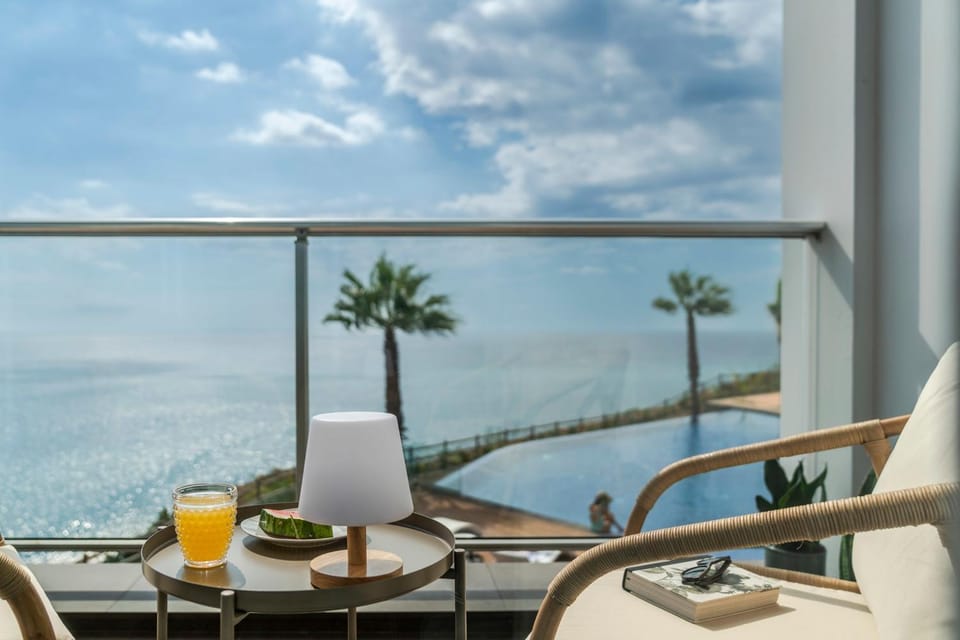 View (from property/room), Balcony/Terrace