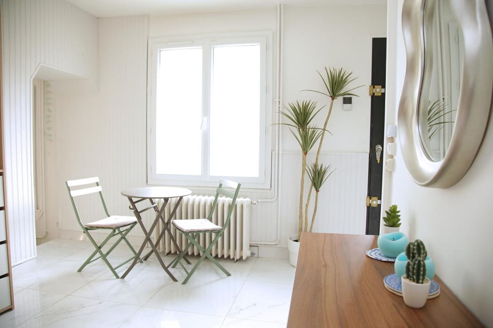 Charmant appartement tout confort proche Joigny Apartment in Bourgogne-Franche-Comté
