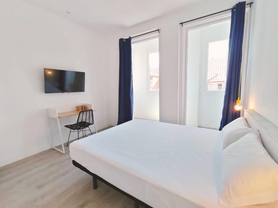 Bed, Bedroom