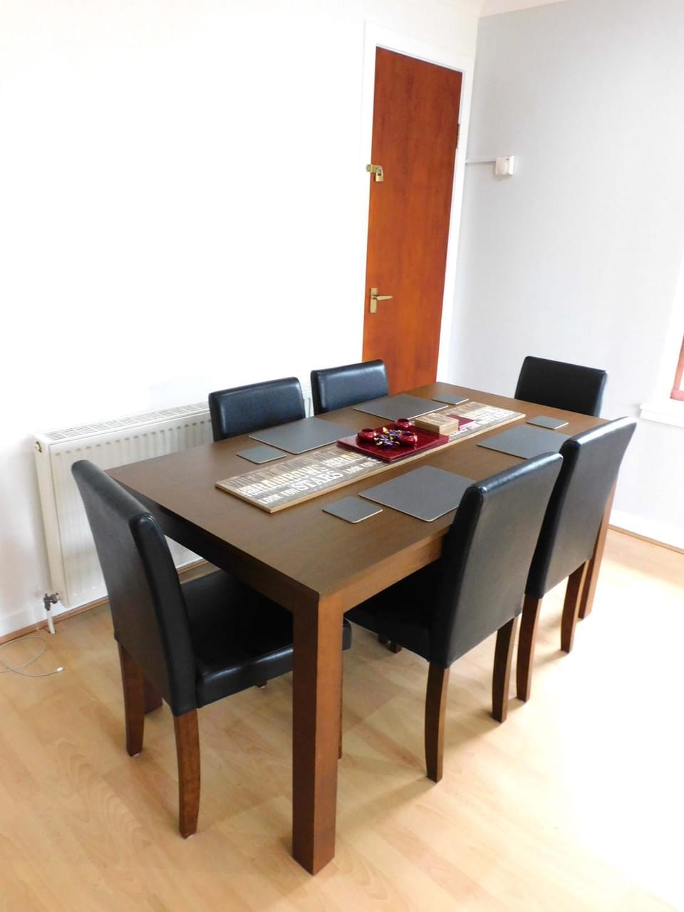 Charming 2 bed apt close to City and SEC Hydro Apartment in Glasgow