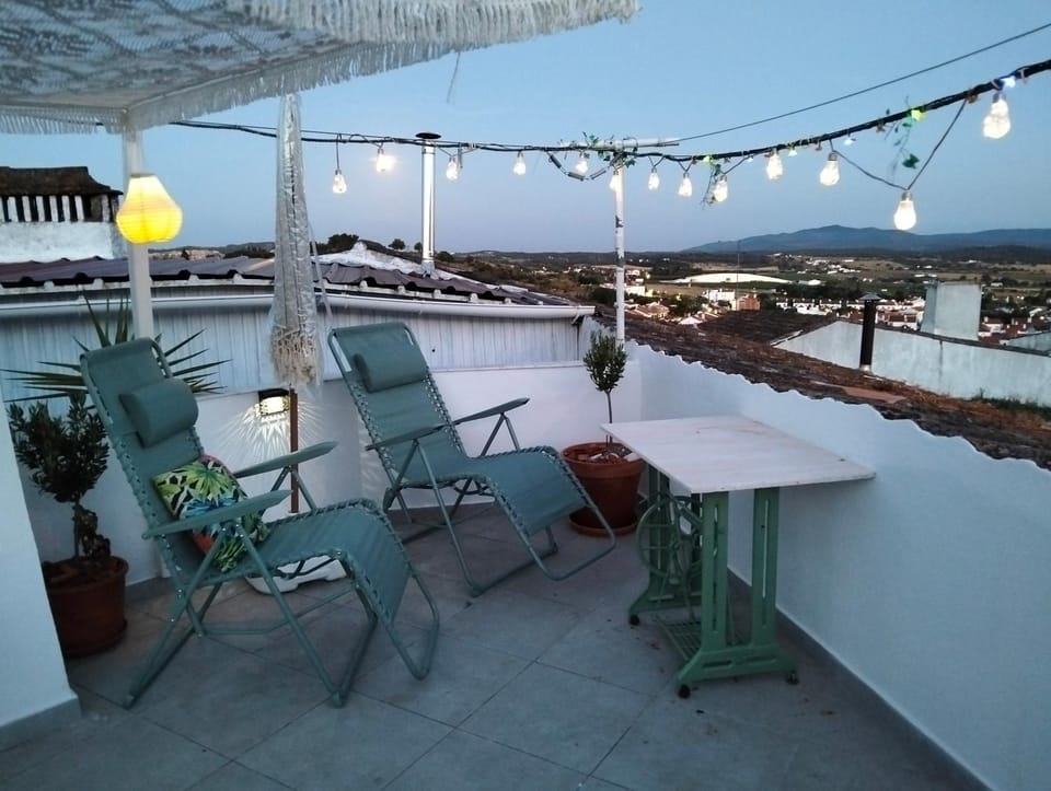 Natural landscape, View (from property/room), Balcony/Terrace
