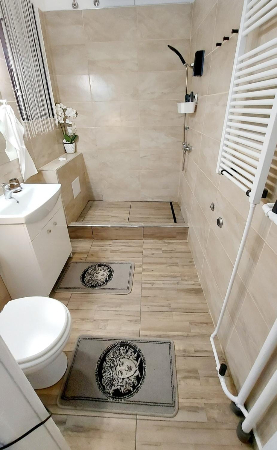Home City Center Terrace Apartment Apartment in Budapest