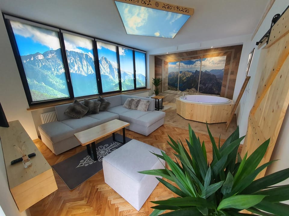 Photo of the whole room, Seating area