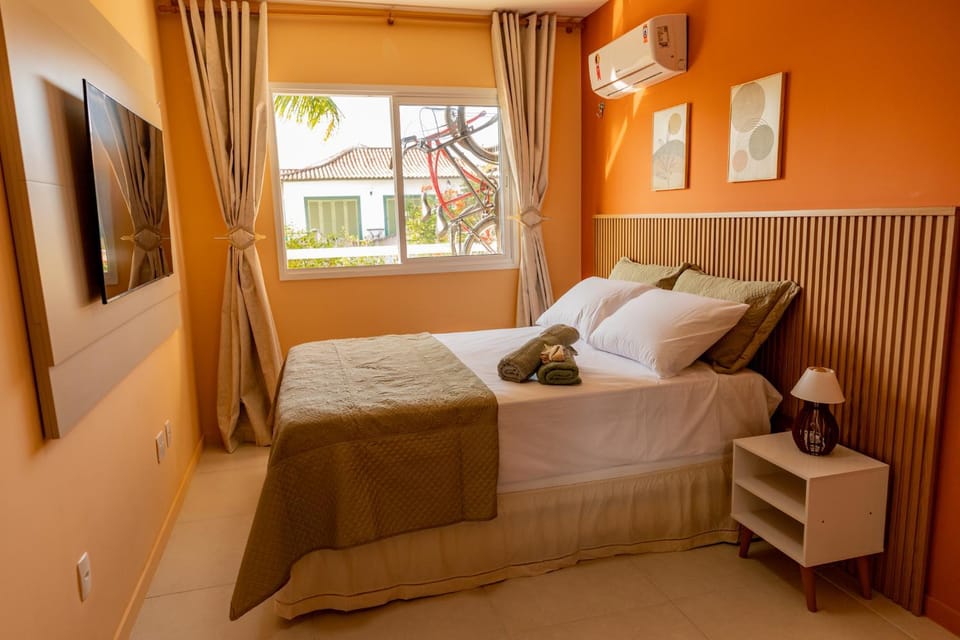 Communal lounge/ TV room, Bed, TV and multimedia, Photo of the whole room, Evening entertainment, Bedroom, towels, air conditioner
