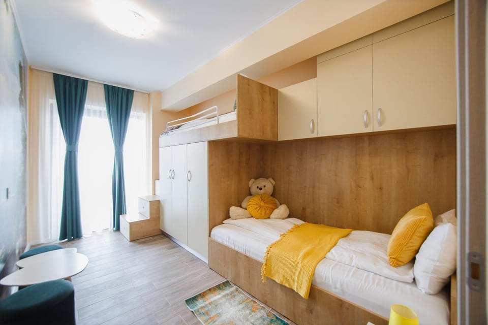 Bed, Bedroom, bunk bed